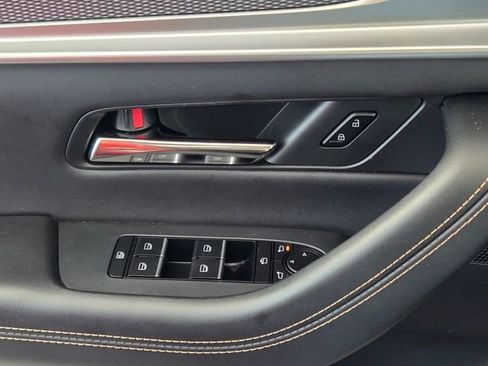 Used 2025 MAZDA CX-90 3.3 Turbo S w/ Premium Package image 24