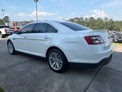 Used 2016 Ford Taurus Limited FWD image 5