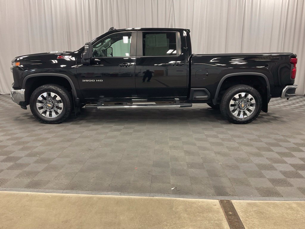 Used 2024 Chevrolet Silverado 3500 LT w/ All Star Edition AWD/4WD image 14