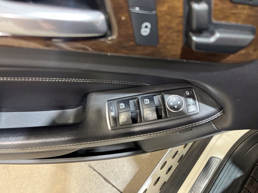 Used 2015 Mercedes-Benz ML 350 4MATIC image 11