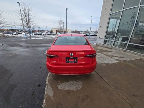 Used 2019 Volkswagen Jetta S image 5