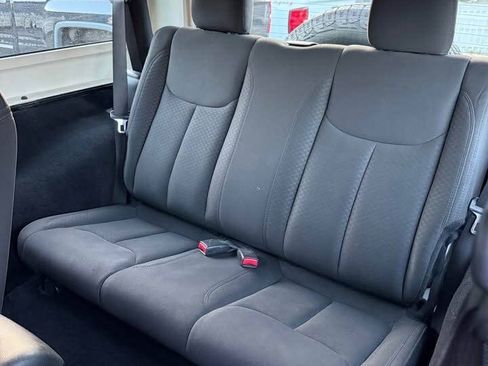 Used 2017 Jeep Wrangler Sport w/ Quick Order Package 24S AWD/4WD image 7