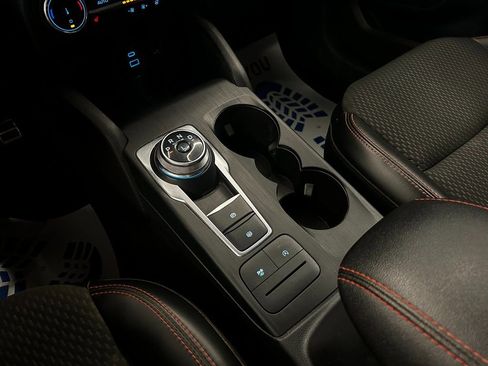 Used 2023 Ford Escape ST-Line image 14