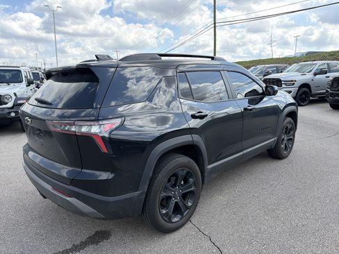 Used 2025 Chevrolet Equinox LT w/ Convenience Package II image 11