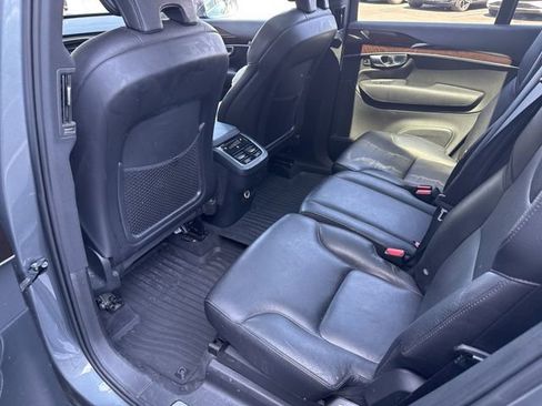 Used 2019 Volvo XC90 T6 Momentum w/ Advanced Package image 15