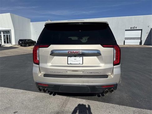 Used 2023 GMC Yukon Denali w/ Max Trailering Package image 3