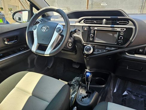 Used 2016 Toyota Prius C Two FWD image 11