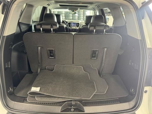 Used 2020 GMC Acadia SLT w/ Trailering Package AWD/4WD image 29