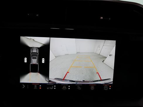 Used 2025 GMC Sierra 1500 AT4 w/ AT4 Preferred Package image 12