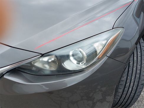 Used 2014 MAZDA MAZDA3 i Touring image 25