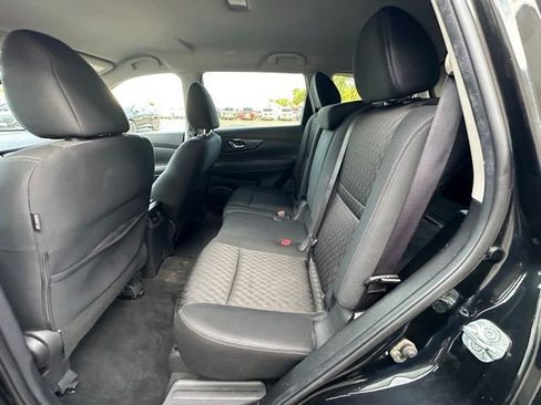Used 2019 Nissan Rogue S w/ Special Edition Package AWD/4WD image 29