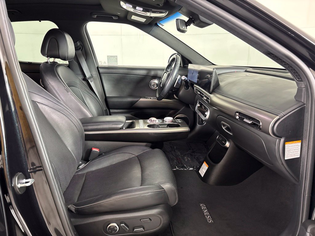 Used 2023 Genesis GV60 Advanced AWD/4WD image 16