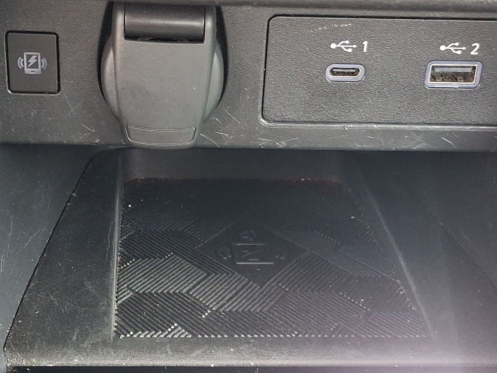 Certified 2024 Nissan Versa SR FWD image 26