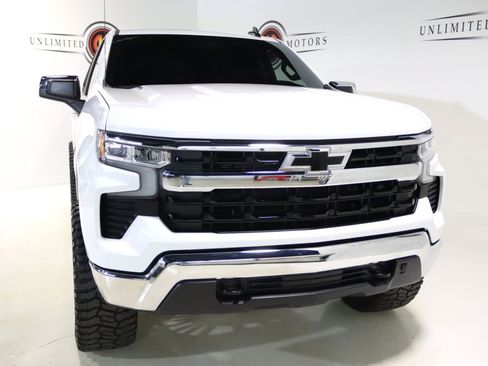 Used 2026 Chevrolet Silverado 1500 LT w/ Z71 Off-Road Package AWD/4WD image 25
