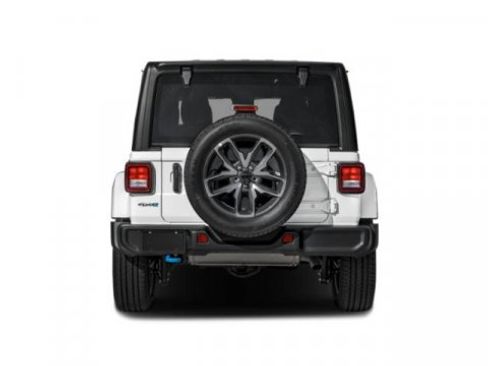Used 2024 Jeep Wrangler Unlimited w/ Convenience Group AWD/4WD image 8