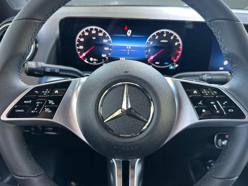 New 2026 Mercedes-Benz GLB 250 image 17