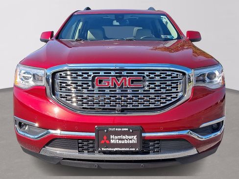 Used 2019 GMC Acadia Denali w/ Technology Package AWD/4WD image 2