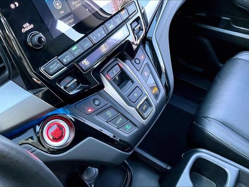 Used 2023 Honda Odyssey Touring image 15