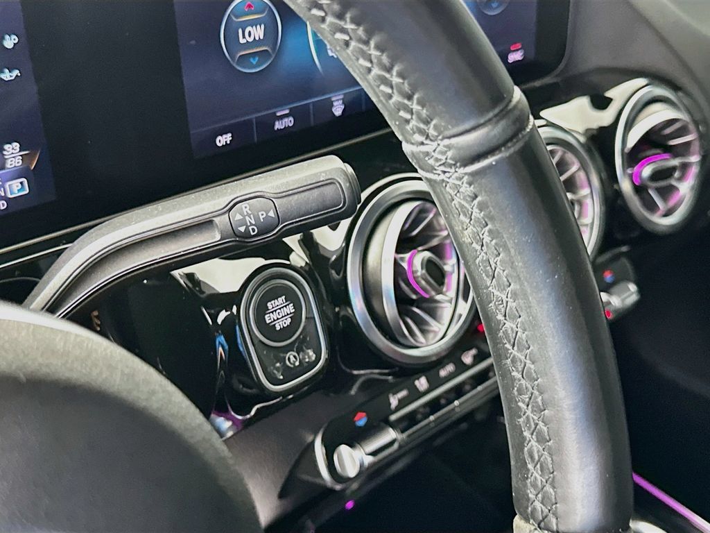 Used 2021 Mercedes-Benz GLA 45 AMG 4MATIC image 17