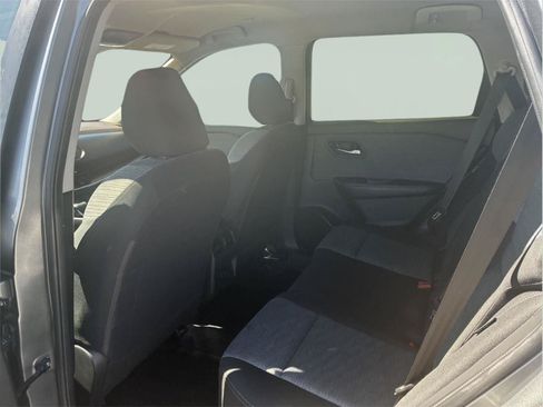Used 2023 Nissan Rogue SV AWD/4WD image 15