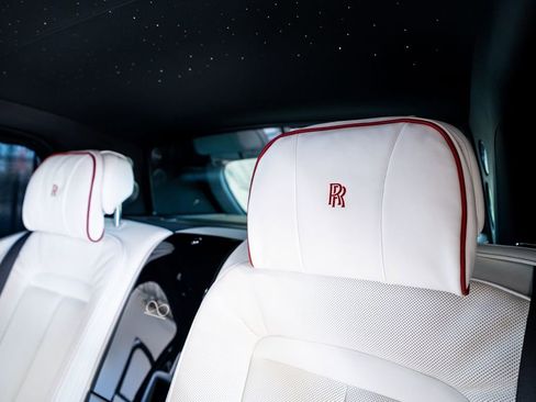 Used 2021 Rolls-Royce Cullinan Black Badge image 63