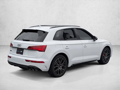Certified 2024 Audi SQ5 Premium Plus AWD/4WD image 5