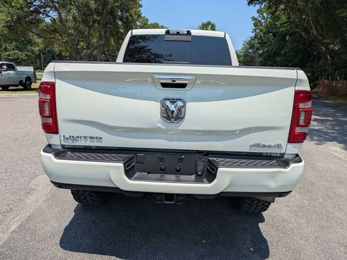 Used 2020 RAM 2500 Limited AWD/4WD image 5