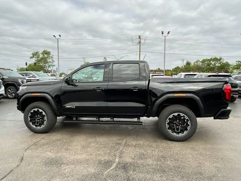New 2026 GMC Canyon AT4 w/ AT4 Premium Package AWD/4WD image 6