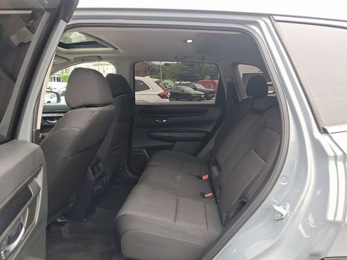 Certified 2025 Honda CR-V EX image 6