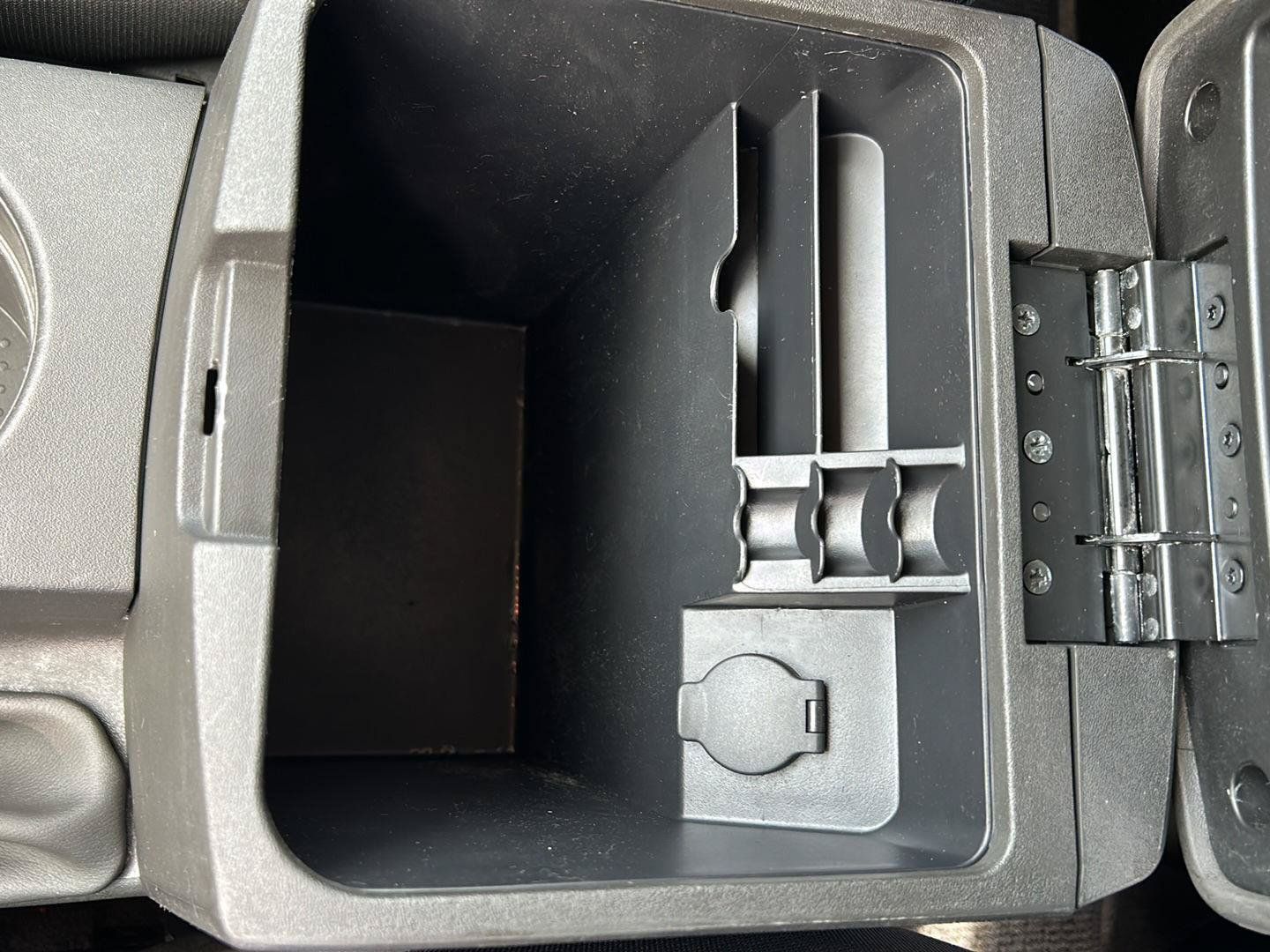 Used 2018 Nissan Frontier PRO-4X AWD/4WD image 17