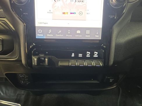 New 2026 RAM 3500 Tradesman AWD/4WD image 23