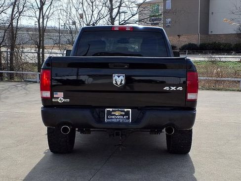 Used 2019 RAM 1500 Big Horn image 6