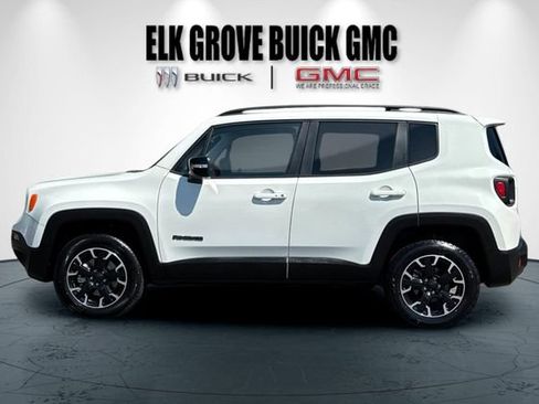 Used 2023 Jeep Renegade Latitude AWD/4WD image 7