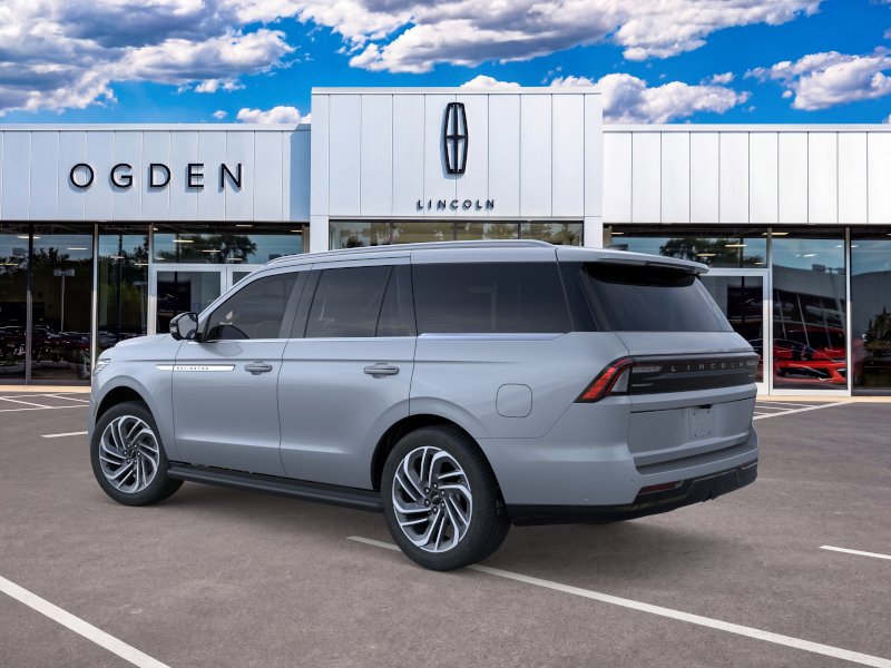 New 2026 Lincoln Navigator Premiere AWD/4WD image 4