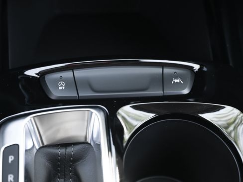 New 2026 Chevrolet Trax LT w/ LPO, Blackout Package image 27