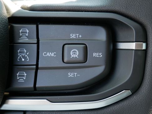 New 2026 Jeep Cherokee Limited AWD/4WD image 16