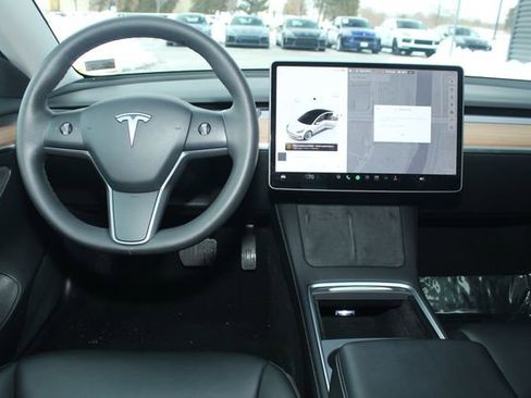 Used 2022 Tesla Model 3 Long Range image 6