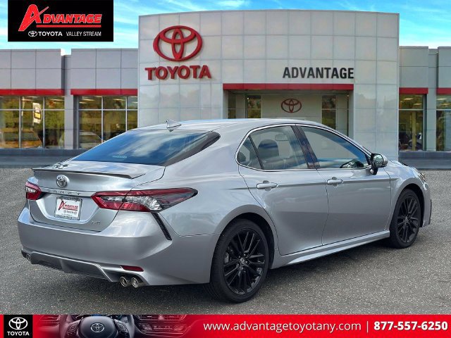 Used 2024 Toyota Camry XSE FWD image 7