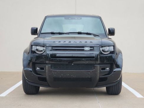 Used 2025 Land Rover Defender 110 X-Dynamic SE AWD/4WD image 2