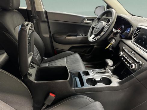 Used 2022 Kia Sportage LX FWD image 13