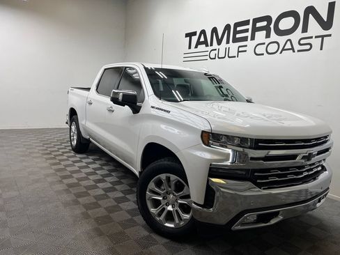 Used 2022 Chevrolet Silverado 1500 LTZ w/ LTZ Premium Package AWD/4WD image 1