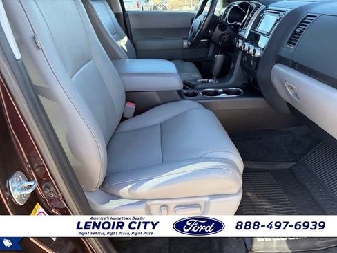 Used 2018 Toyota Sequoia Limited w/ Safety & Convenience Package image 13