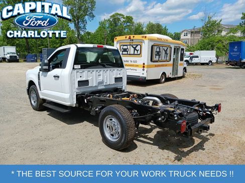 New 2026 Ford F250 XL RWD image 3