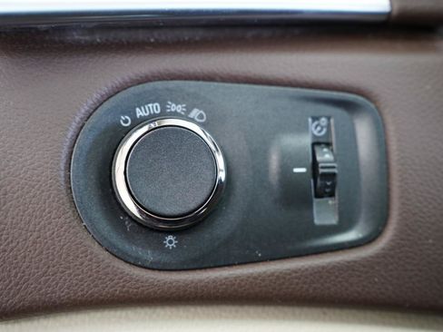 Used 2015 Cadillac SRX Luxury FWD image 22