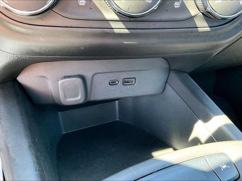 Used 2024 Chevrolet Trax RS w/ Driver Confidence Package FWD image 33