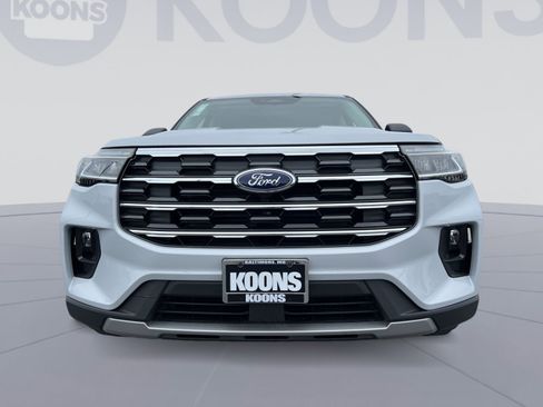 New 2026 Ford Explorer Active w/ Active Comfort Package AWD/4WD image 11