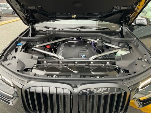 New 2026 BMW X7 xDrive40i image 16