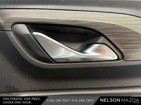 Used 2020 GMC Terrain SLT w/ Preferred Package FWD image 40