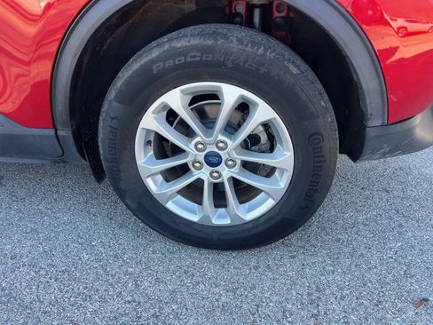 Used 2020 Ford Escape SE image 8