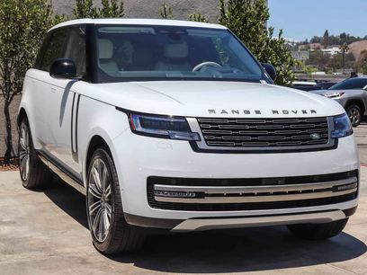New 2026 Land Rover Range Rover SE
